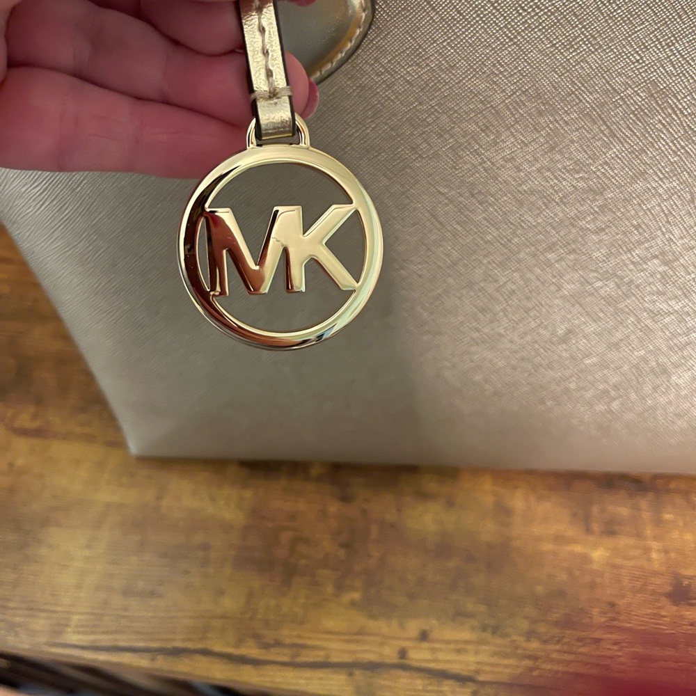 Michael Kors Metallic Gold Tote Bag - Picture 2 of 3